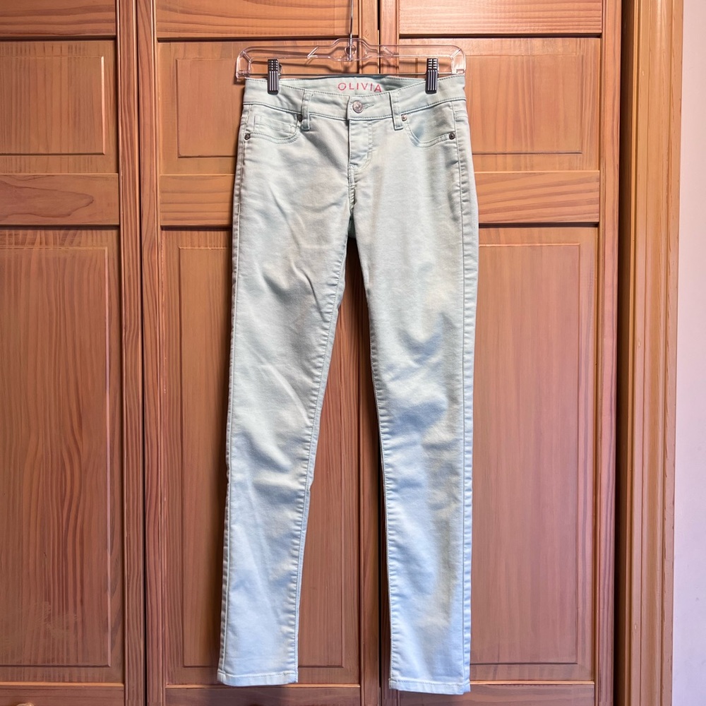 Delia’s size 4 mint green pants